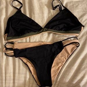 L space bathing suit large top medium bottoms
